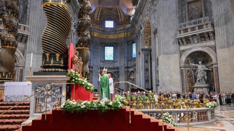 A oração do Papa diante de Nossa Senhora A oração do Papa diante de Nossa Senhora